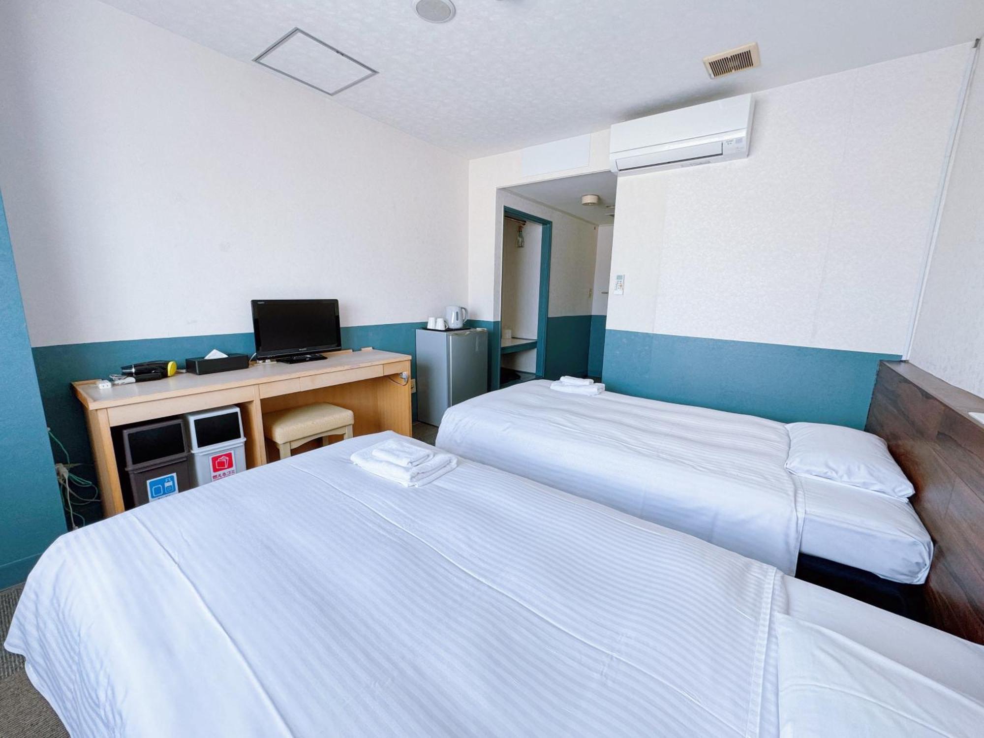 ホテルオロックス HotelOrox Naha Exterior foto